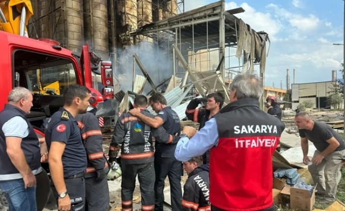 Sakarya makarna fabrikasında patlama! Yangın kontrol altında