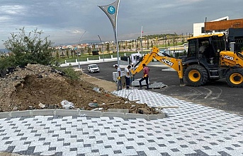 Çayırova Millet Bahçesine çevre yolu ve aydınlatma