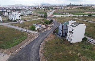 Çayırova Millet Bahçesi’nin çevre yolları asfaltlanıyor